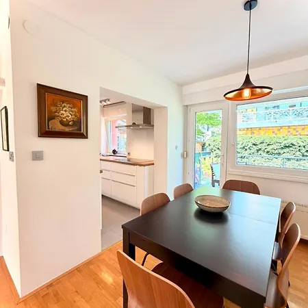 Townhouse With Parking * Ljubljana